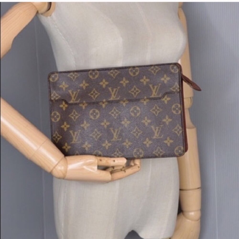 Louis Vuitton Brown Monogram Clutch